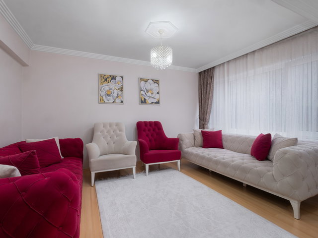 BURSA YILDIRIM’DA 2+1 | 115 M² NET | BALKONLU | DOĞALGAZ KOMBİLİ | KREDİYE UYGUN DAİRE
