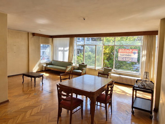 KIZILAY'DA MERKEZİ KONUMDA | ÖNÜ AÇIK, FERAH 3+1 FIRSAT DAİRE