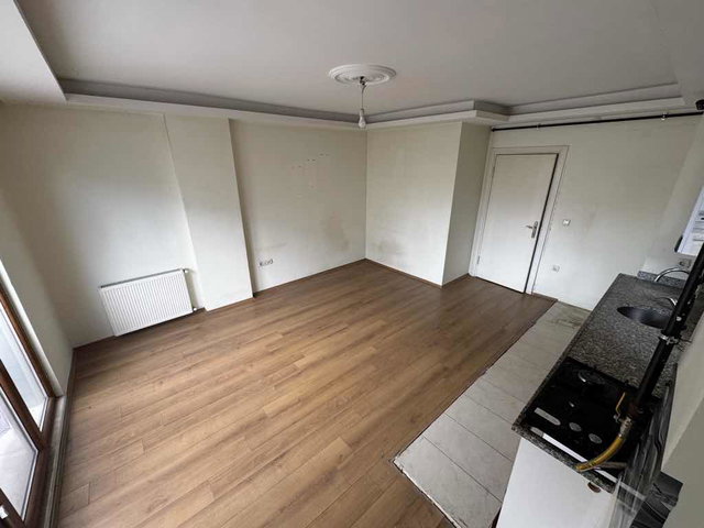 ATAŞEHİR METRO 1+1 SATILIK DAİRE