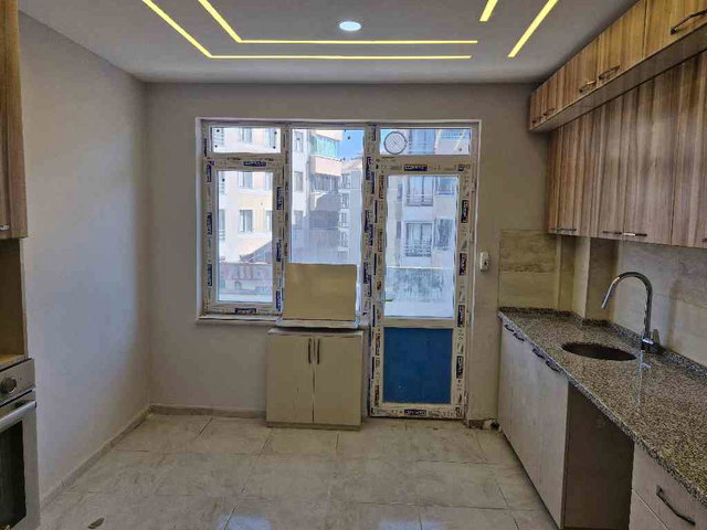 ODUNPAZARI’NDA SIFIR 3+1 | 125 M² BRÜT | YERDEN ISITMALI | 2 BANYO | BALKONLU