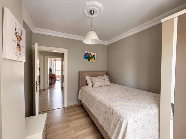 KAĞITHANE HARMANTEPE’DE ÇİFT GİRİŞLİ, FERAH,180 M² NET 6+2 DUBLEKS