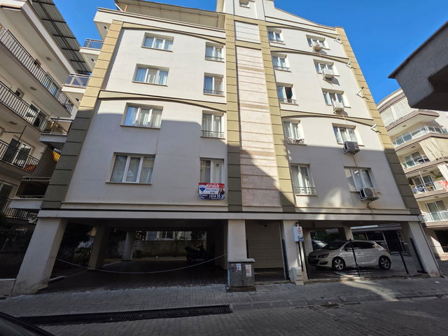 EFELER MAHALLESİNDE 2+1  SATILIK AYRI MUTFAKLI YERDEN ISITMALI DAİRE