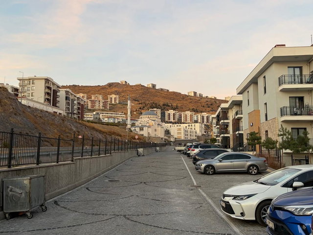 BAYRAKLI TOKİ 2.ETAPTA DENIZ MANZARALI 3+1 KIRALIK DAIRE