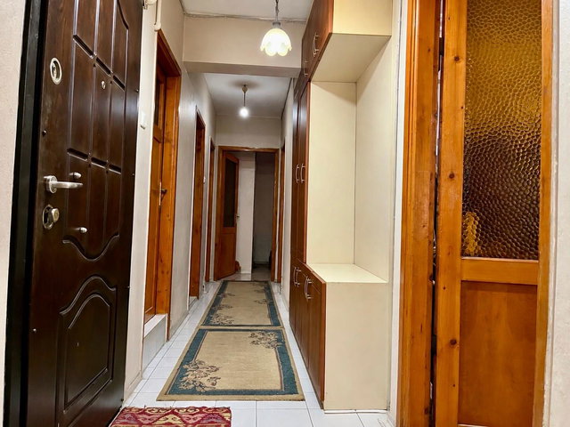 46 KARŞIYAKA DONANMACI’DA MERKEZİ KONUMDA SATILIK 3+1 DAİRE