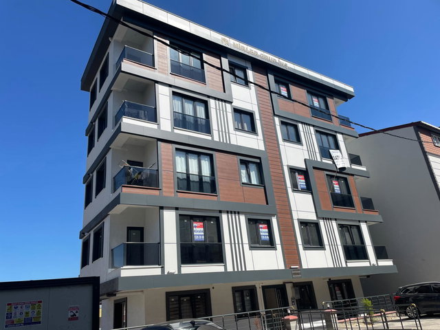 BERK YILDIRIM'DAN ÜMRANİYE ESENKENTTE SIFIR 1.KAT 2+1 LUX DAİRE