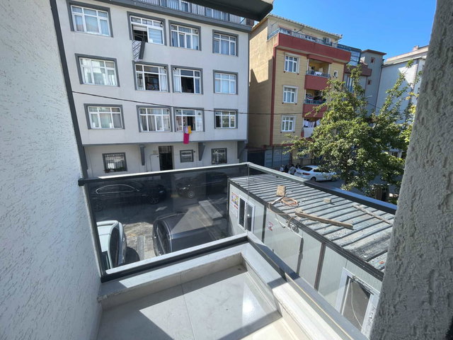 BERK YILDIRIM'DAN ÜMRANİYE ESENKENTTE SIFIR 1.KAT 2+1 LUX DAİRE