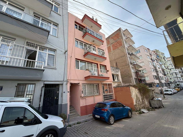 KONAK ALTINTAŞ MAH 3+1 KISMI DENIZ MANZARALI TADILATLI DOĞALGAZLI SATILIK DAIRE