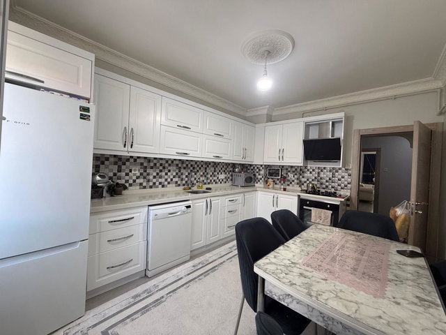REMAX İLKE'DEN ŞEHİR MERKEZİ'NDE 3+1 SATILIK DAİRE