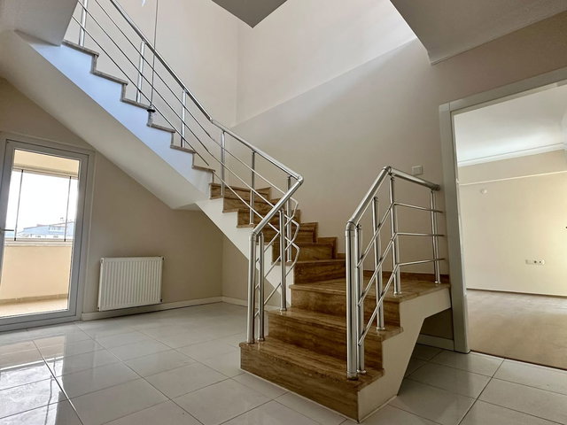 BURSA NİLÜFER’DE SİTE İÇİNDE 300 M² NET 4+1 DUBLEKS DAİRE | 5. KAT