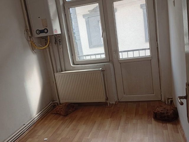 REMAX İLKE'DEN ŞEHİR MERKEZİ'NDE 2+1 KİRALIK DAİRE