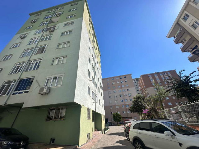 KÜÇÜKBAKKALKÖY METROYA 5 DK  ARAKAT KIRALIK