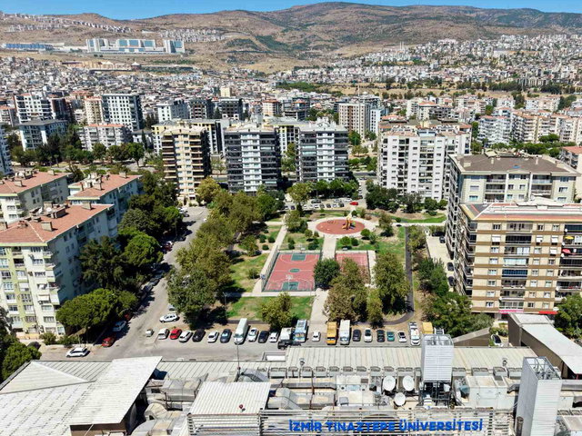 ENES LAHNA'DAN GALEN HAS. KARŞISI ARA KAT PARK CEPHE GENIŞ DAIRE