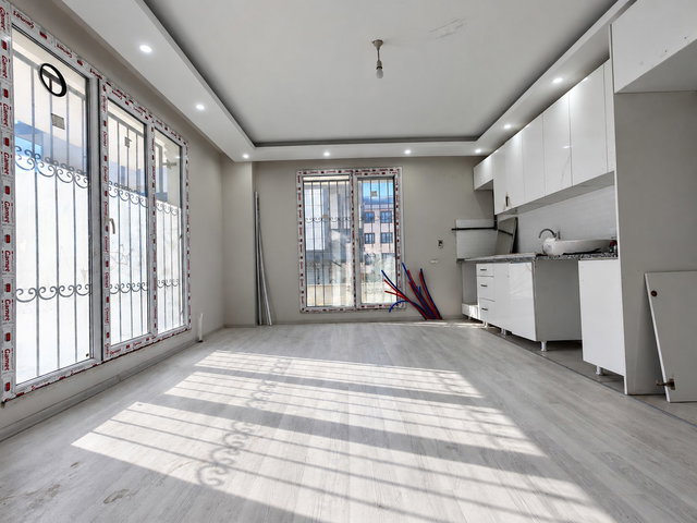 KUMBURGAZ’DA SIFIR 2+1 | GİRİŞ KAT | 2 BANYO | ÇİFT CEPHE