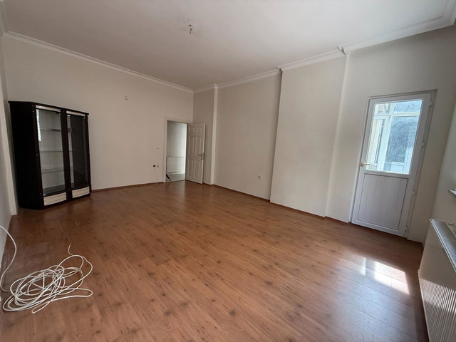 ÜMRANİYE NECİP FAZIL EVRENSEL 1 SİTESİ KİRALIK GENİŞ 2+1 DAİRE