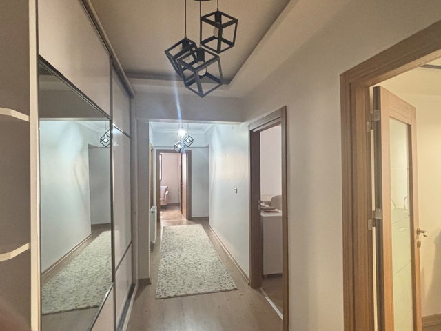 ÖVEÇLER & SOKULLU KESİŞİMİNDE, GÜNEY-BATI CEPHE, TAMAMEN YENİLENMİŞ,  EŞYALI 3+1 KİRALIK DAIRE