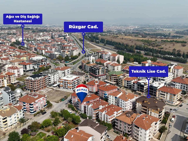 REMAX MİD BAHÇELİEVLER’DE SATILIK NET:90M² 2+1 DAİRE