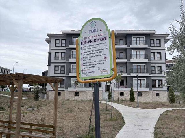 ÇORLU’DA SİTE İÇİNDE 2023 YAPIMI 3+1 | 110 M² NET | BALKONLU | MERKEZİ ISITMA