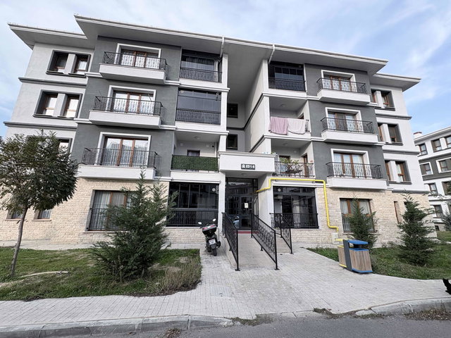 REMAX LANDDEN MUHİTTİN TOKİDE 3+1 SATILIK DAİRE