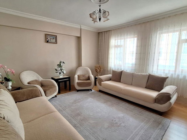 REMAX İLKE'DEN KOMBİNA'DA 3+1 SATILIK DAİRE