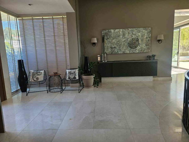 URLA KEKLIKTEPE SEFAKÖY SITESI IÇINDE EŞYALI KIRALIK MÜSTAKIL VILLA
