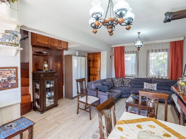 YENİFOÇA PETRO KOYU | SİTE PLAJLI | BAHÇELİ | 3+1 DUBLEKS VİLLA
