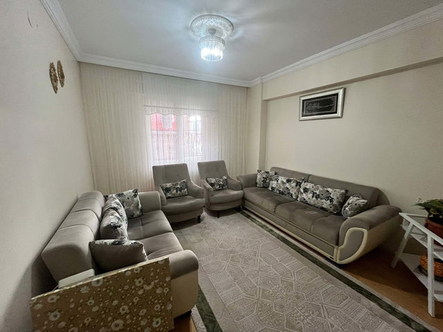 REMAX İLKE'DEN ÇAYKUR CADDESİ'NDE 4+1 SATILIK DAİRE