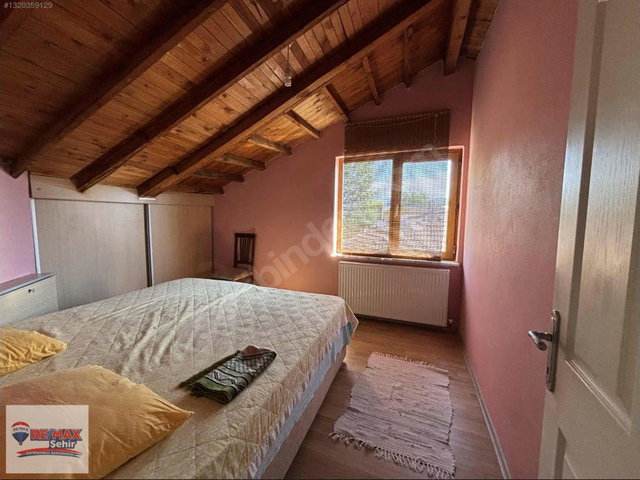 REMAX ŞEHIR'DEN TERMAL YOLUNDAKI KIRALIK VILLA