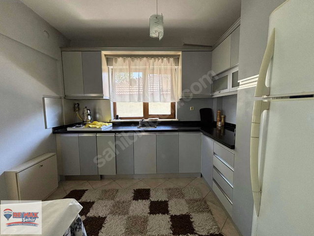 REMAX ŞEHIR'DEN TERMAL YOLUNDAKI KIRALIK VILLA