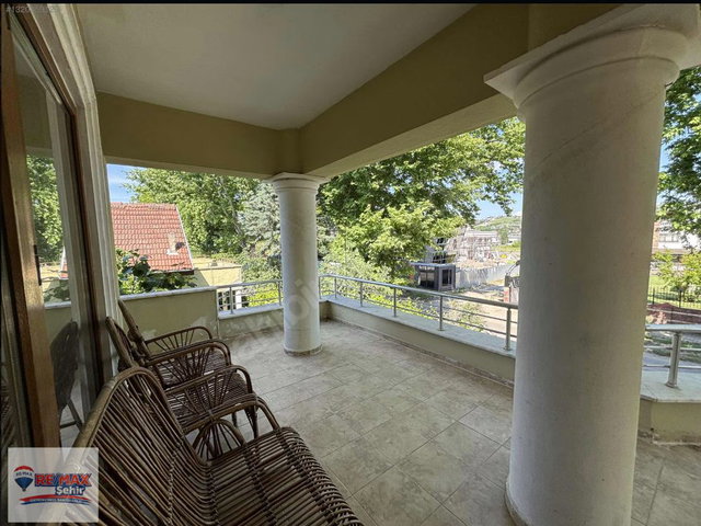 REMAX ŞEHIR'DEN TERMAL YOLUNDAKI KIRALIK VILLA
