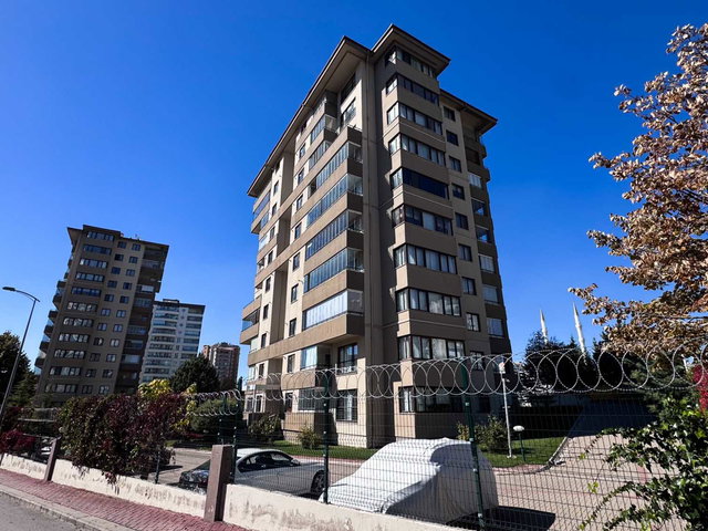 YAŞAMKENT CUMHURİYET EVLERİ | 4+1 | 3 CEPHE | FERAH & AYDINLIK |