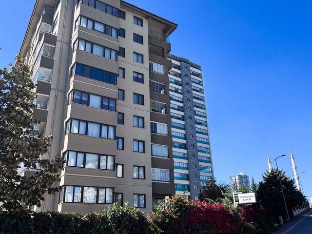 YAŞAMKENT CUMHURİYET EVLERİ | 4+1 | 3 CEPHE | FERAH & AYDINLIK |