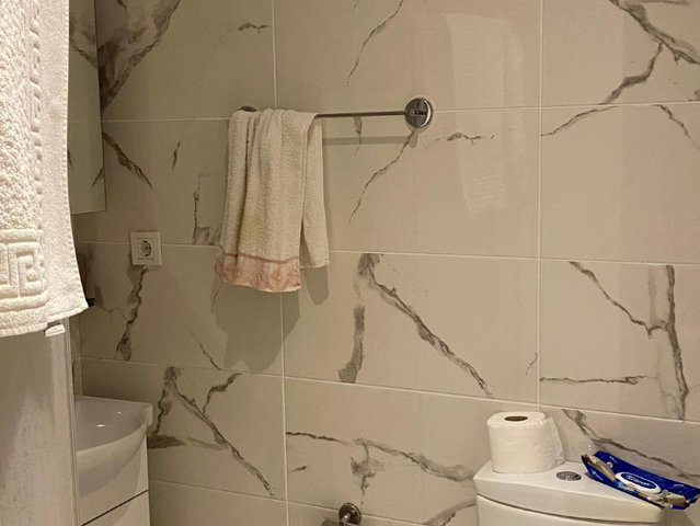 KOÇ ÜNIVERSITESINE YAKIN EŞYALI KIRALIK 1+1 GENİŞ DAIRE