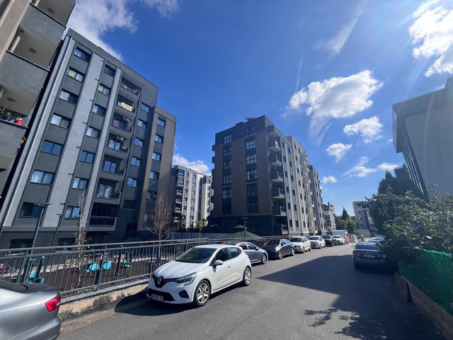 TUZLA YENİ HAS SİTESİNDE 2+1 SATILIK DAİRE