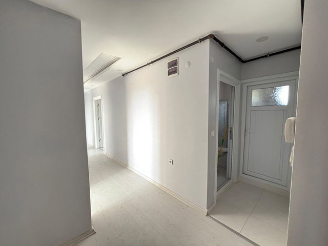 TAŞKÖPRÜ MERKEZ'DE DENİZ MANZARALI GENİŞ SATILIK 3+1 DAİRE