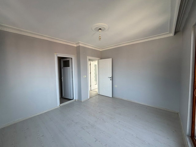 TAŞKÖPRÜ MERKEZ'DE DENİZ MANZARALI GENİŞ SATILIK 3+1 DAİRE