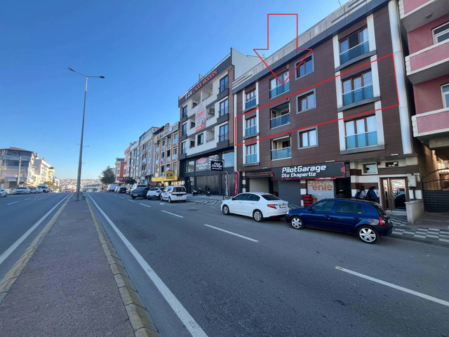 DARICA OSMANGAZİ MAH. ATATÜRK CAD. ÜZERİ 3+1 ARAKAT GENİŞ DAİRE