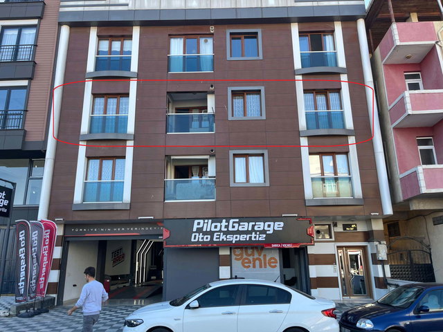 DARICA OSMANGAZİ MAH. ATATÜRK CAD. ÜZERİ 3+1 ARAKAT GENİŞ DAİRE