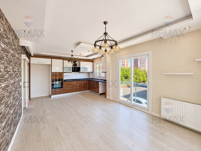 REMAX AVLU’DAN 50. YIL MAHALLESİ’NDE SATILIK 4+1 DAİRE