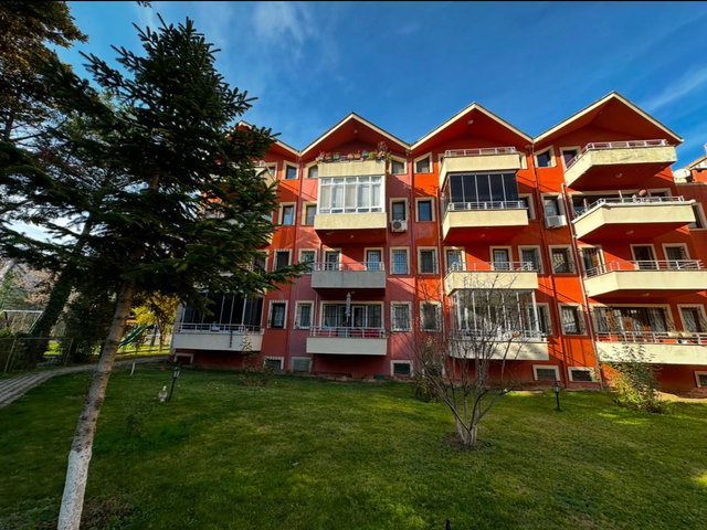 BEYLİKDÜZÜ DÜDEN EVLERİ SİTESİ 3+1 KİRALIK DAİRE - REMAX KAYA