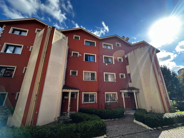 BEYLİKDÜZÜ DÜDEN EVLERİ SİTESİ 3+1 KİRALIK DAİRE - REMAX KAYA