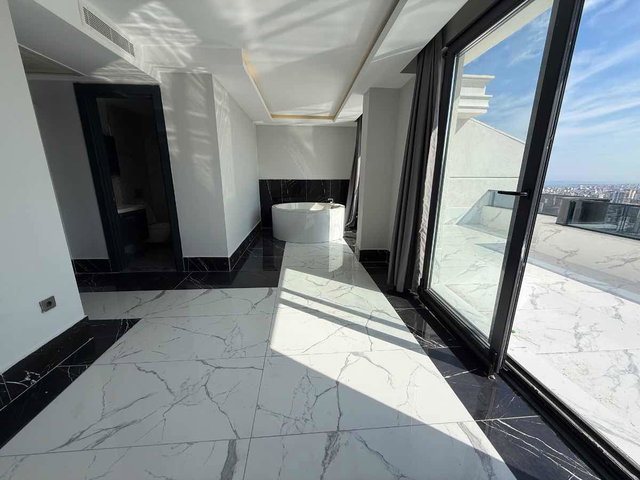 ATAKENT GAFFAR OKAN CADDESİNE CEPHE 200 M2 SATILIK 4+1 DUBLEKS