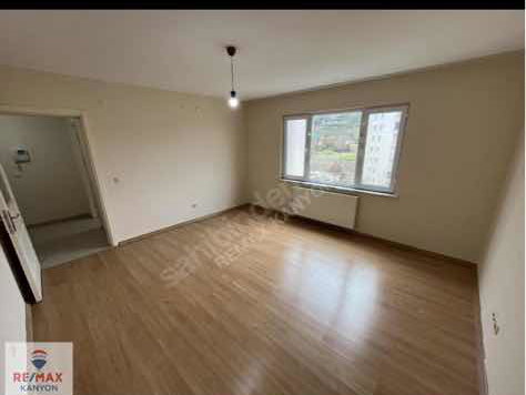 REMAX KANYON’DAN KİRALIK 2+1