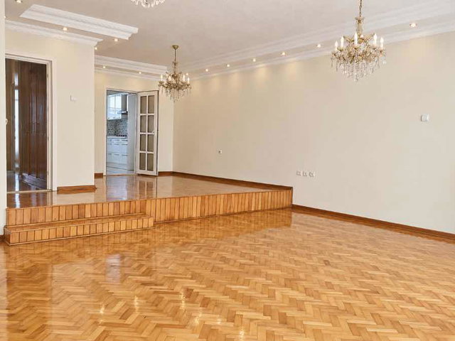 MUTLUKENT’TE GALERIA AVM YAKINI OFIS VE TICARI KULLANIMA UYGUN KIRALIK VILLA