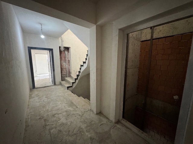 LAPSEKİDE PANORAMİK BOĞAZ VE KÖPRÜ MANZARALI SATILIK DUBLEKS DAİRE