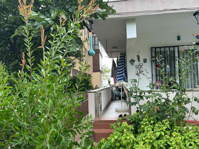REMAX'TAN ÇINARCIKTA SAHİLDE SATILIK ARA KAT DAİRE