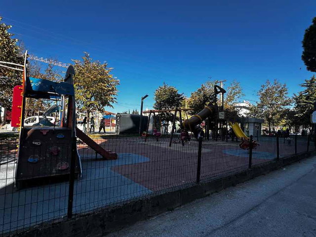 REMAX MID'DEN DEVLET HASTANESI KARŞISINDA KIRALIK 2+1 DAIRE