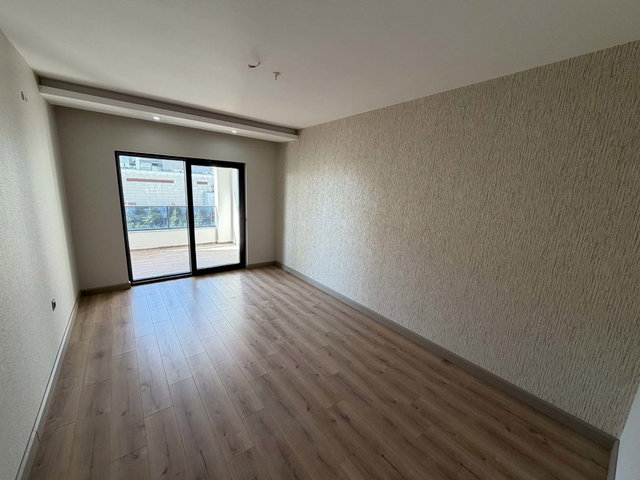 NATA VEGA YANI SKYLINE TOWER'DA SIFIR LÜX YAPILI KIRALIK 4,5+1 DAIRE