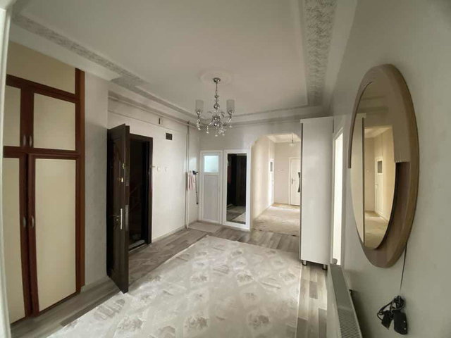 REMAX DEĞİŞİM - M.PAŞA MAH. DE SATILIK ARAKAT 3+1 DAİRE