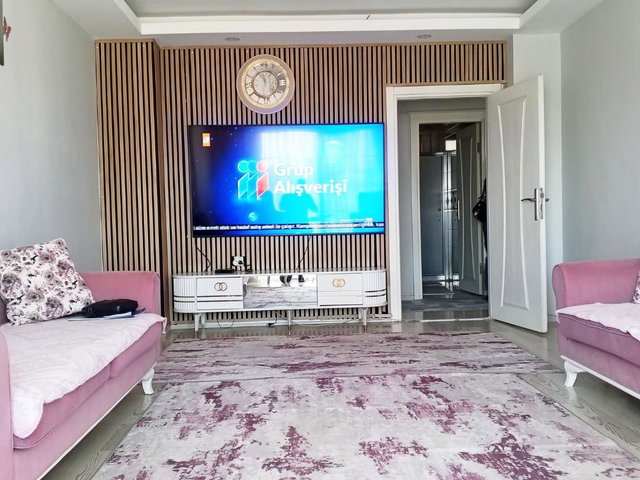 HABİBLER’DE ANA CADDE ÜZERİNDE GENİŞ VE KULLANIŞLI 2+1