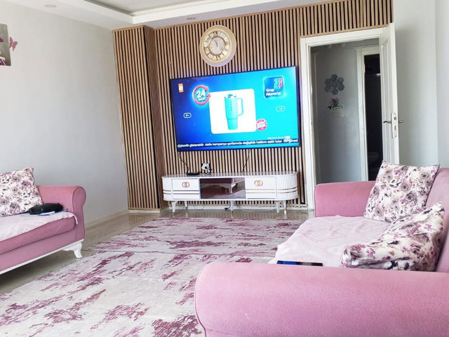 HABİBLER’DE ANA CADDE ÜZERİNDE GENİŞ VE KULLANIŞLI 2+1